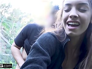 Charity Crawford gets her fuckbox stretched outdoors