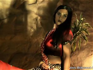 Indian mummy stunner Is astounding When She Dances